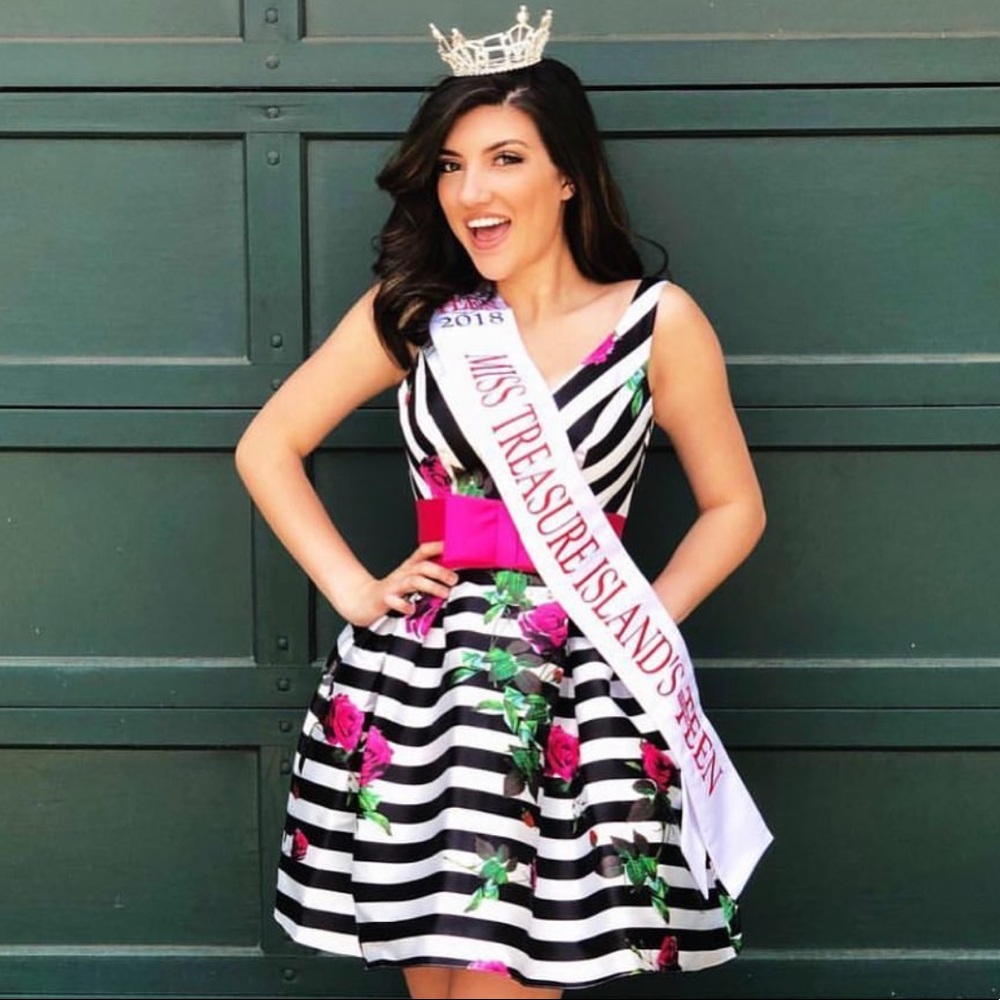 Mac Duggal Cocktail Prom/Pageant Dress